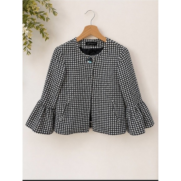 Zara Jackets & Blazers - Zara Textured Tweed Jacket Bell Sleeve Black White Size XS Chic Blazer